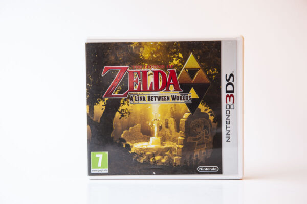 The Legend of Zelda: A Link Between Worlds(3DS)