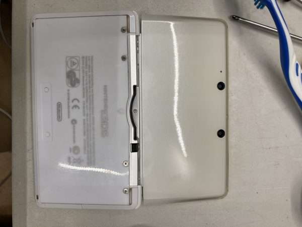 3DS: Ice White inkl. oplader #1 - Image 4