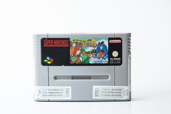 Super Mario World 2: Yoshi's Island (grim label)(SNES: Løse spil)